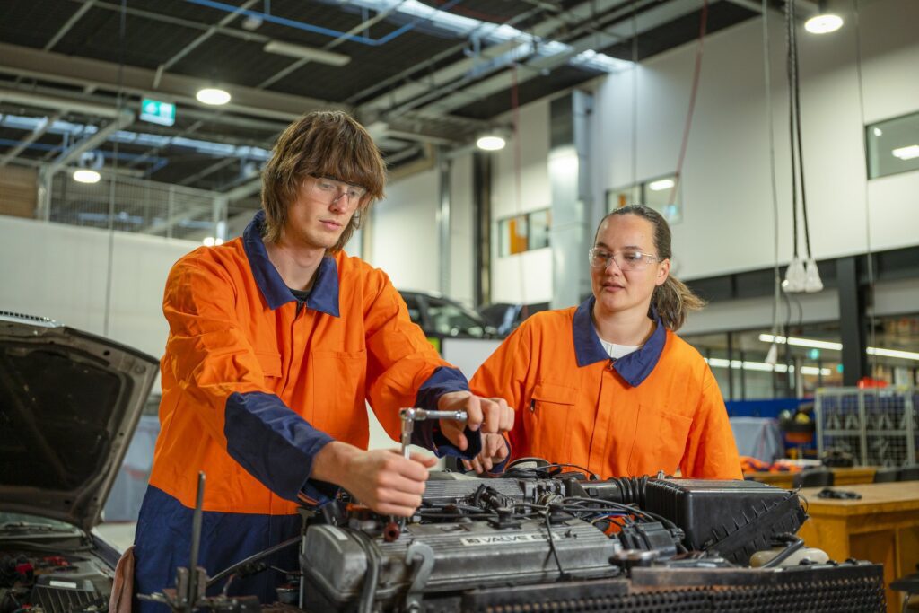 How Trade Apprenticeships Work